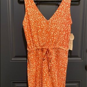 CUTE SUMMER ROMPER🧡